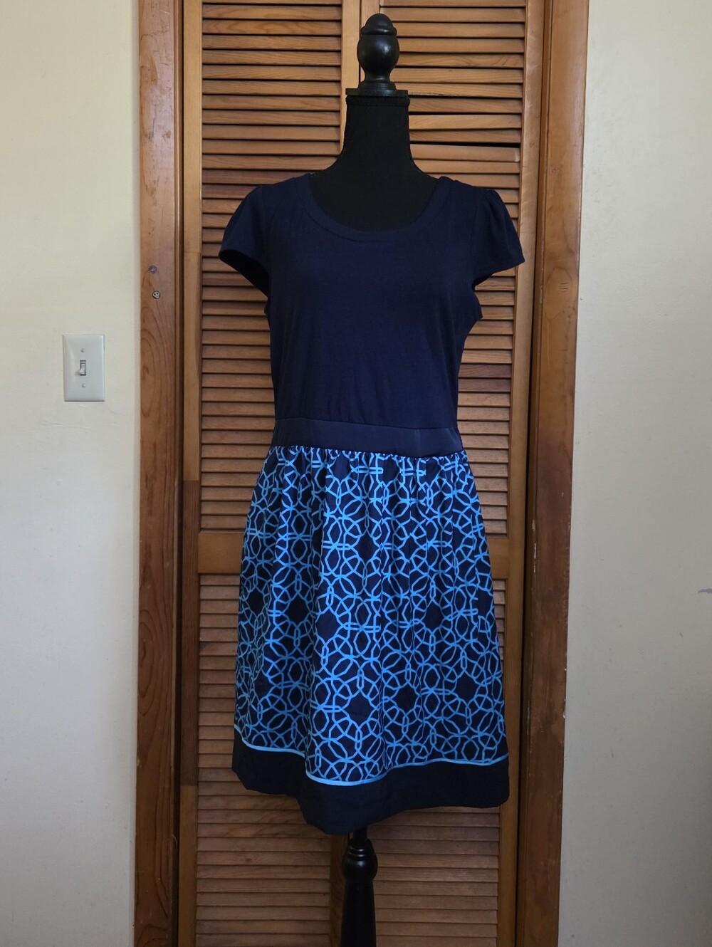 EUC New York and Company Stretch Women's Twofer Style Dress Size Medium